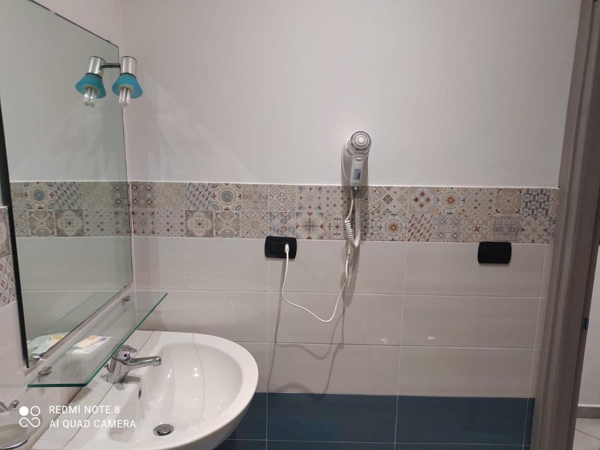 Hotel Poseidon 코릴리아노칼라브로 외부 사진